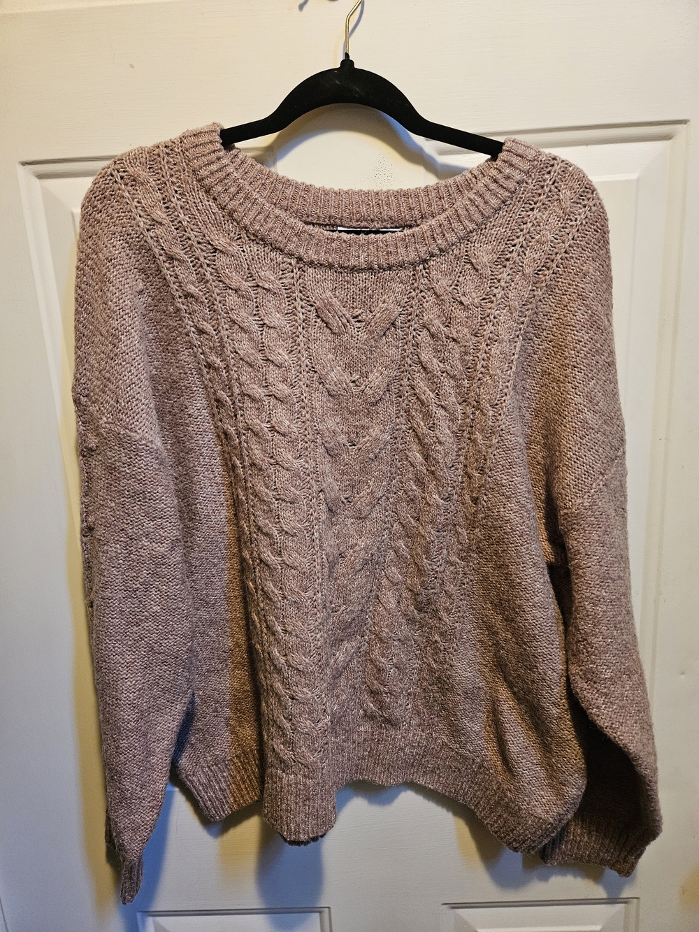Old Navy Cable Knit Crewneck Sweater - Mauve
